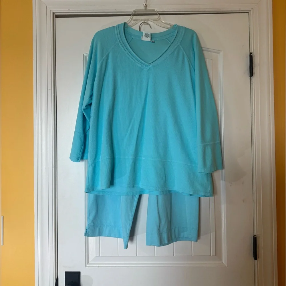Women’s Hot Cotton XL outfit - Picture 2 of 10